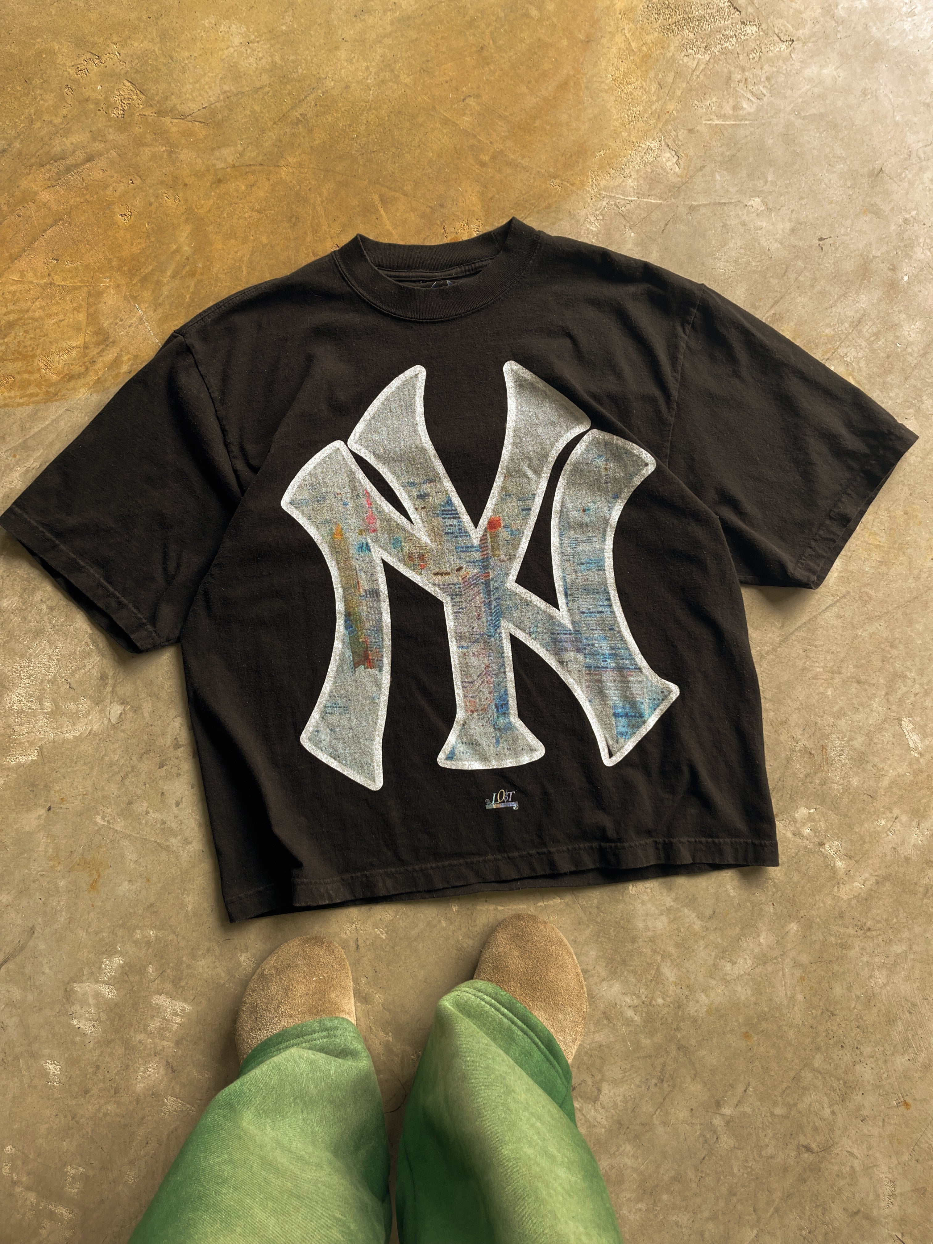 black new york tee